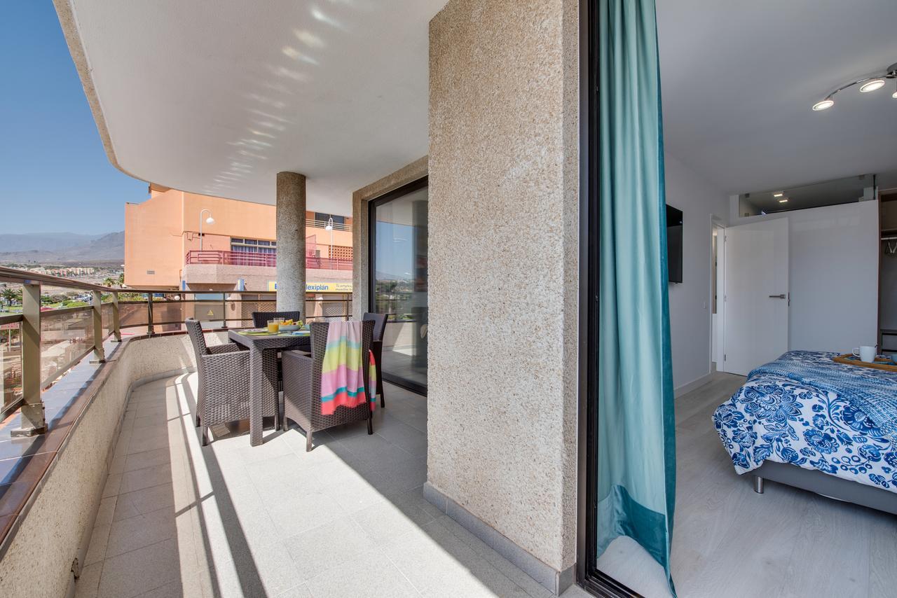 Modern Cristianos Center Apartment *